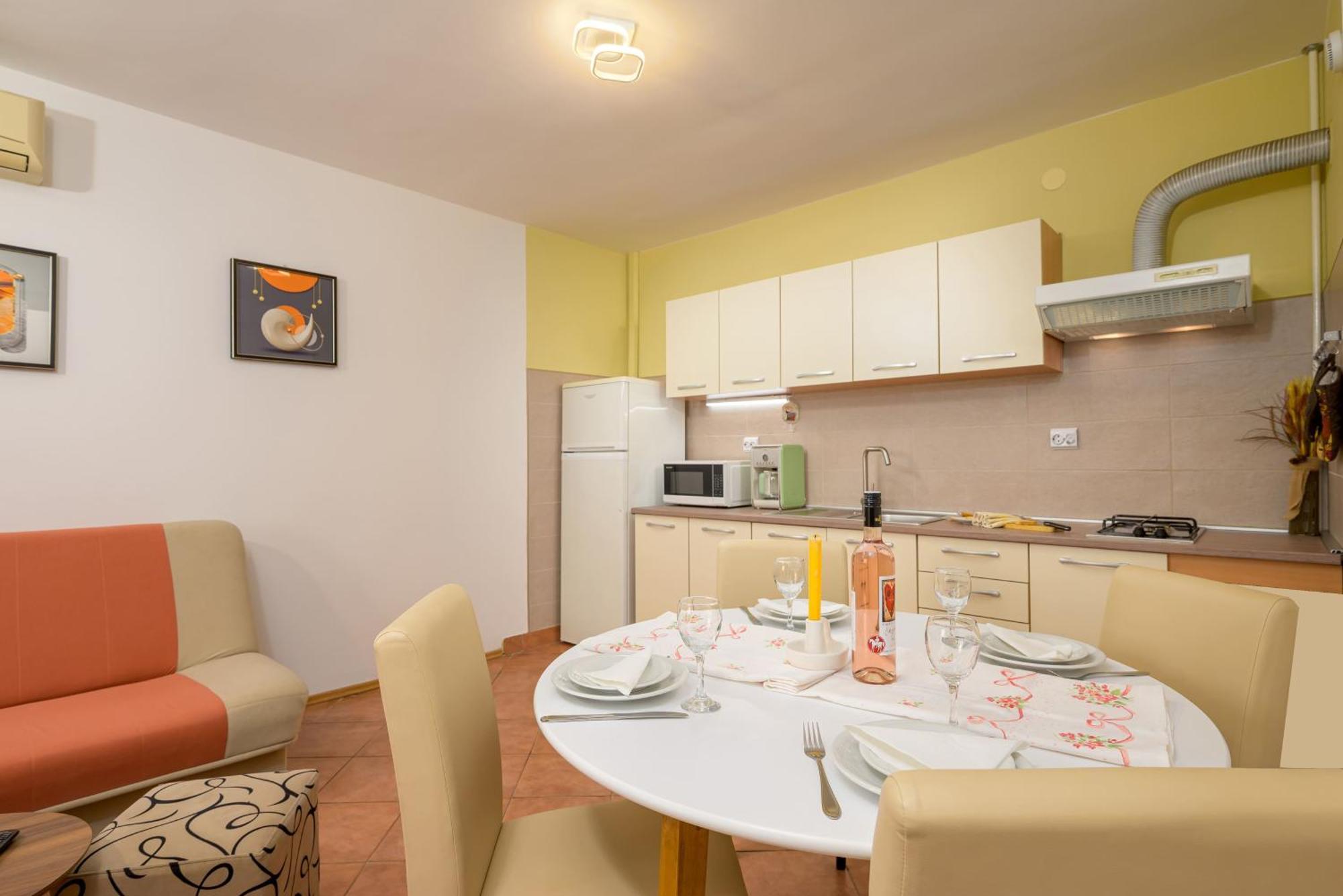 Silvana 74 Apartment Pula