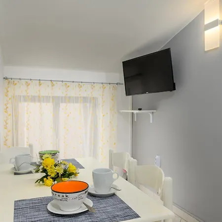 Apartments Silvana 74 Pula Exterior photo