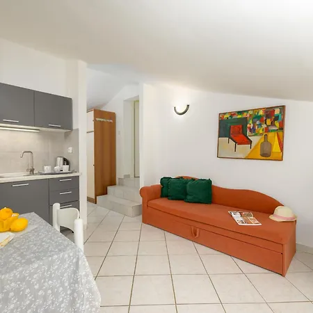 Apartments Silvana 74 Pula Exterior photo
