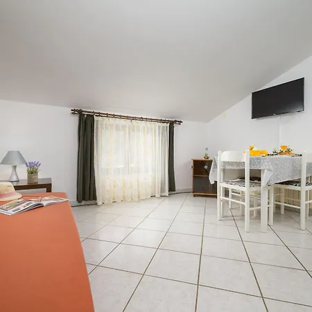 Apartments Silvana 74 Pula Exterior photo