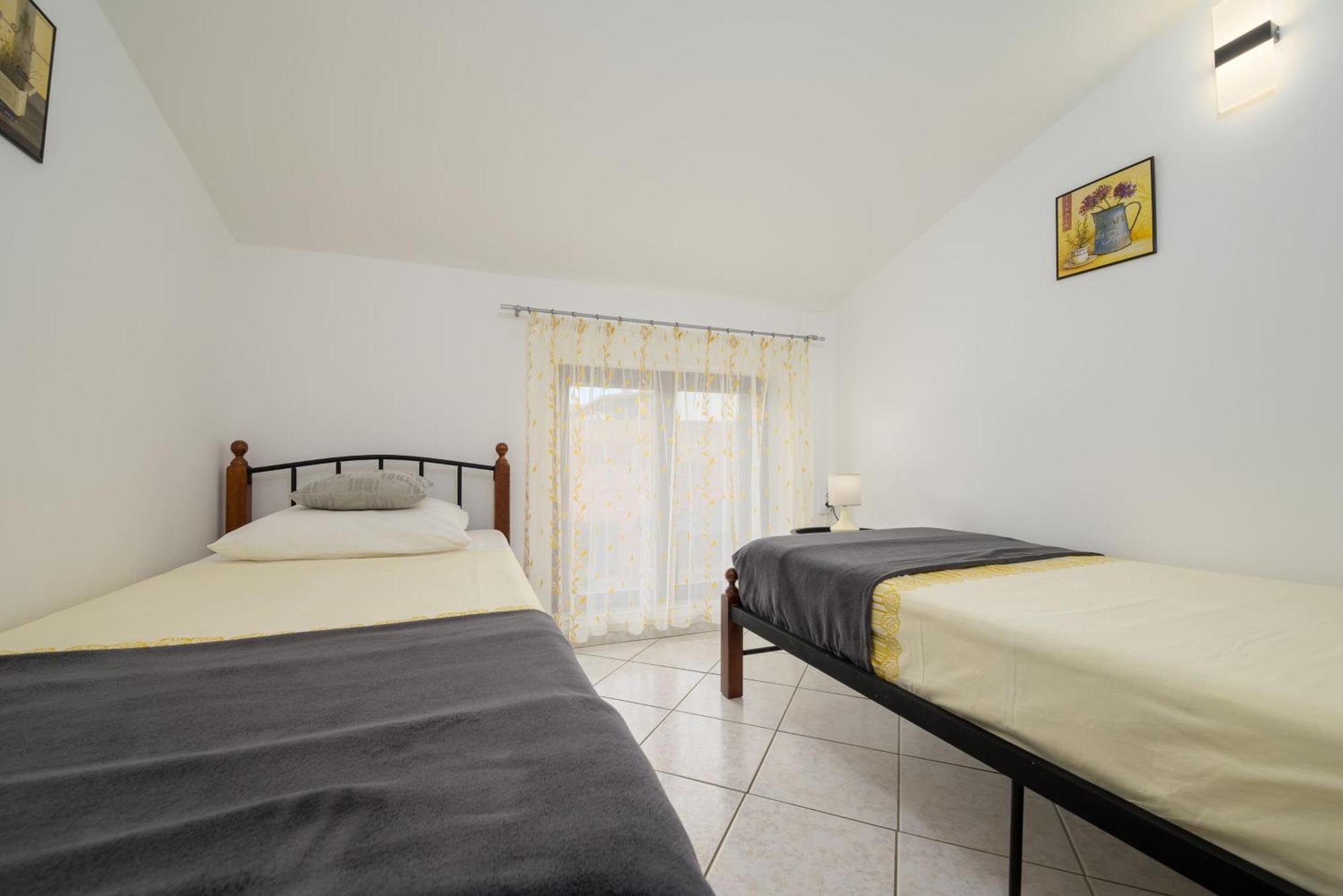 Silvana 74 * Pula