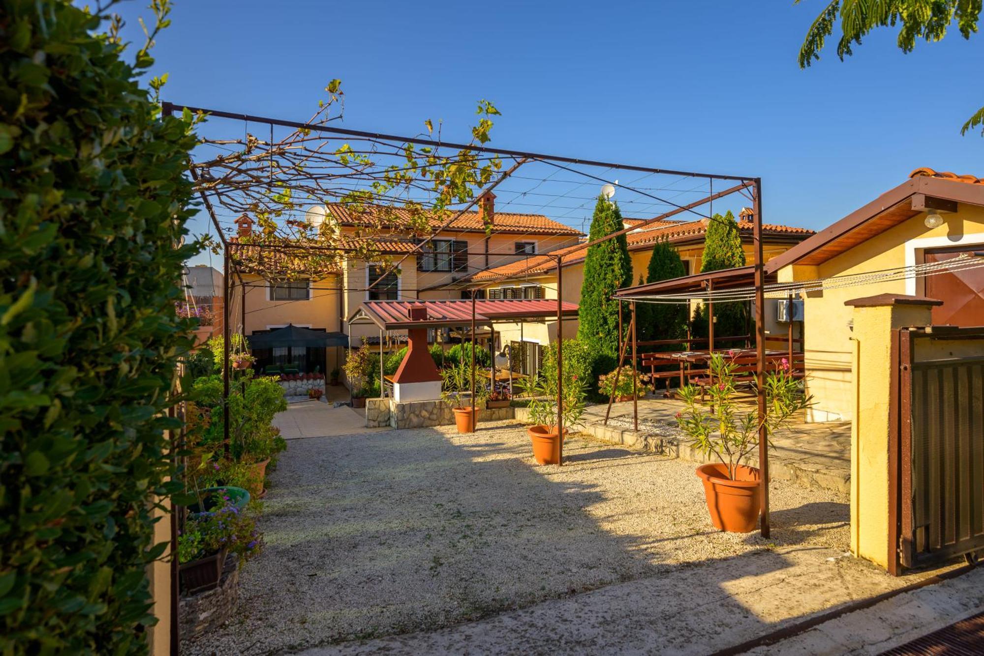 Apartment Silvana 74