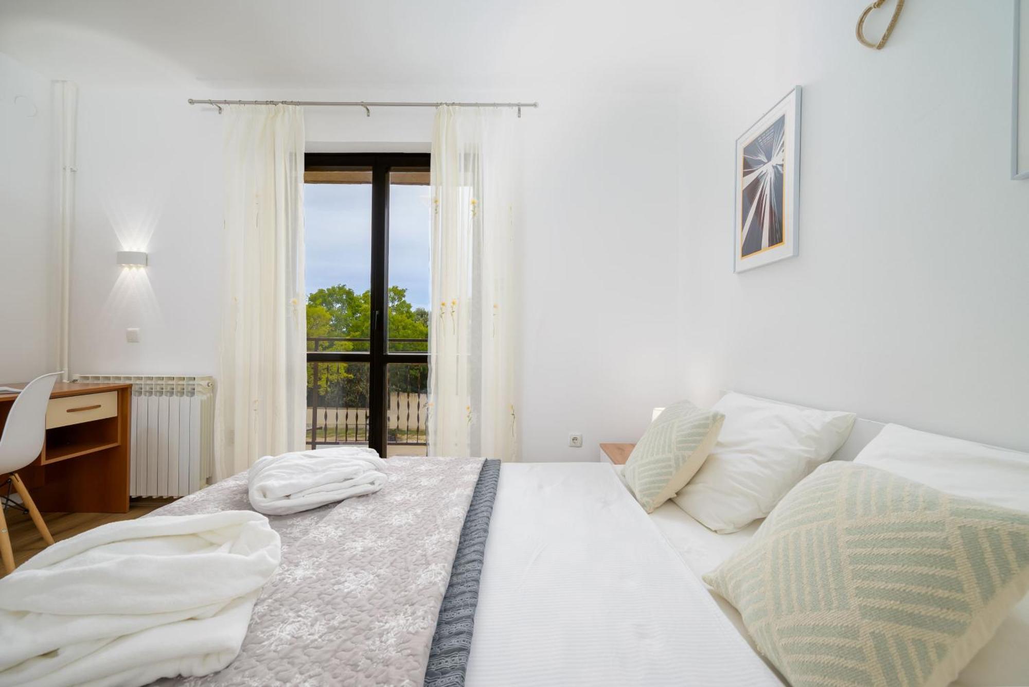 Apartment Silvana 74 *